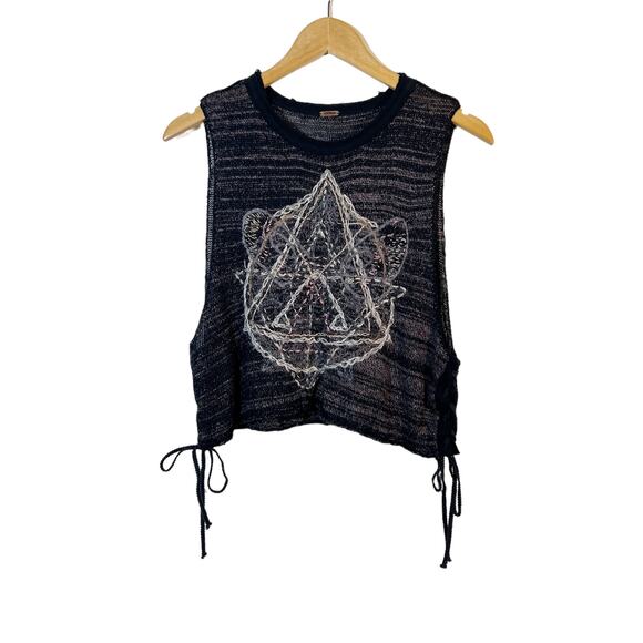 Free People Black Sleeveless Zodiac Embroidered Lace-Up Sides Cropped Top Large - Picture 2 of 7